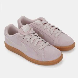 Nike Court Royale Suede